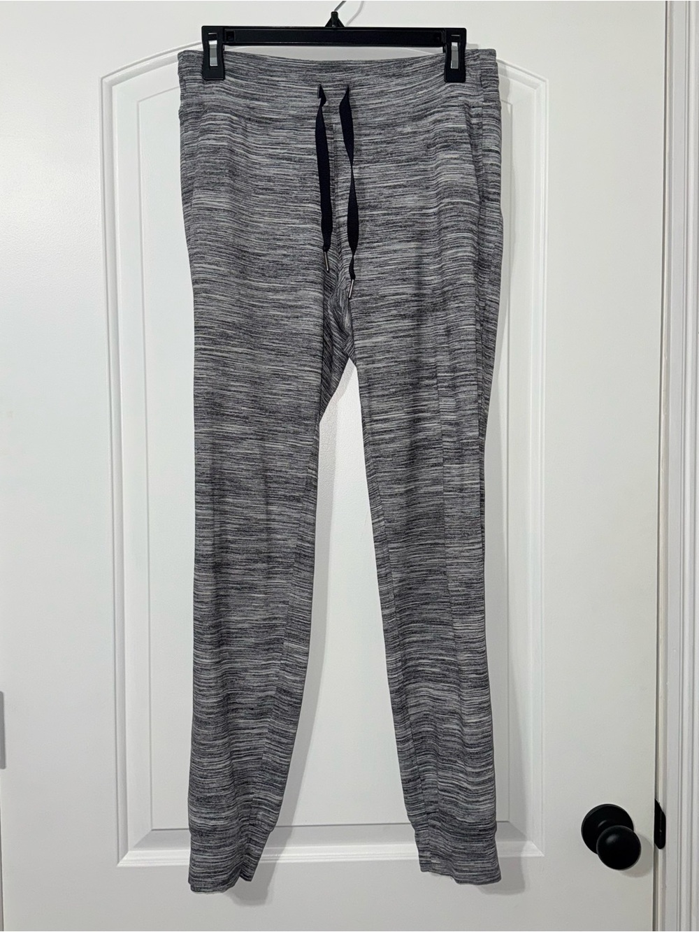 Lululemon Ready To Rulu Pant Jogger Women’s Size 6 Black And White W5AXOS